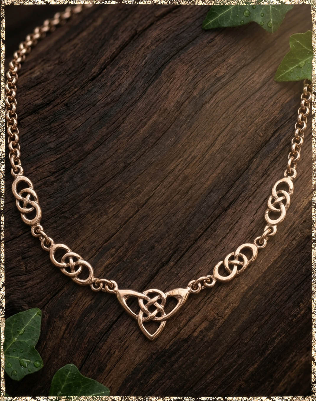 Keltisches Triskelencollier
