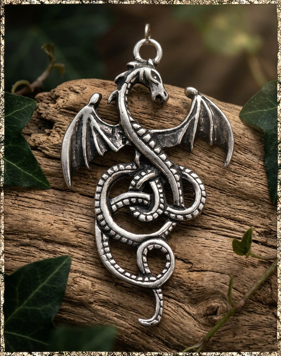 Amulett Nidhogg Drache